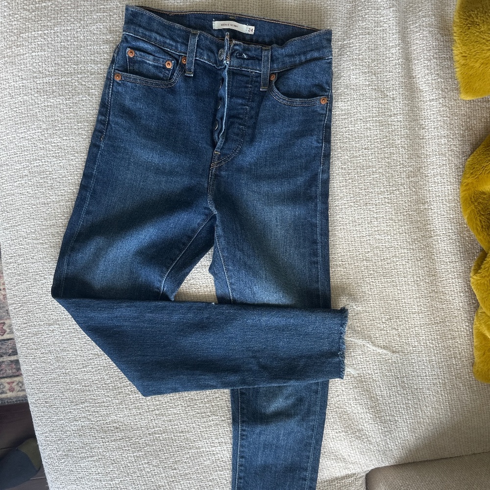 Levi’s wedgie Jean
